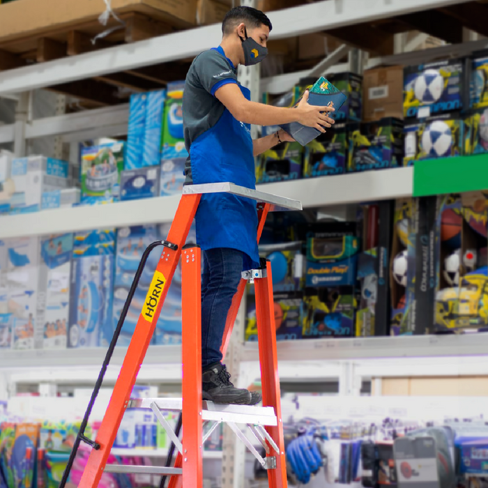 Escalera dieléctrica tipo Plataforma 6 Pasos / 1.72 Metros - Tipo IA